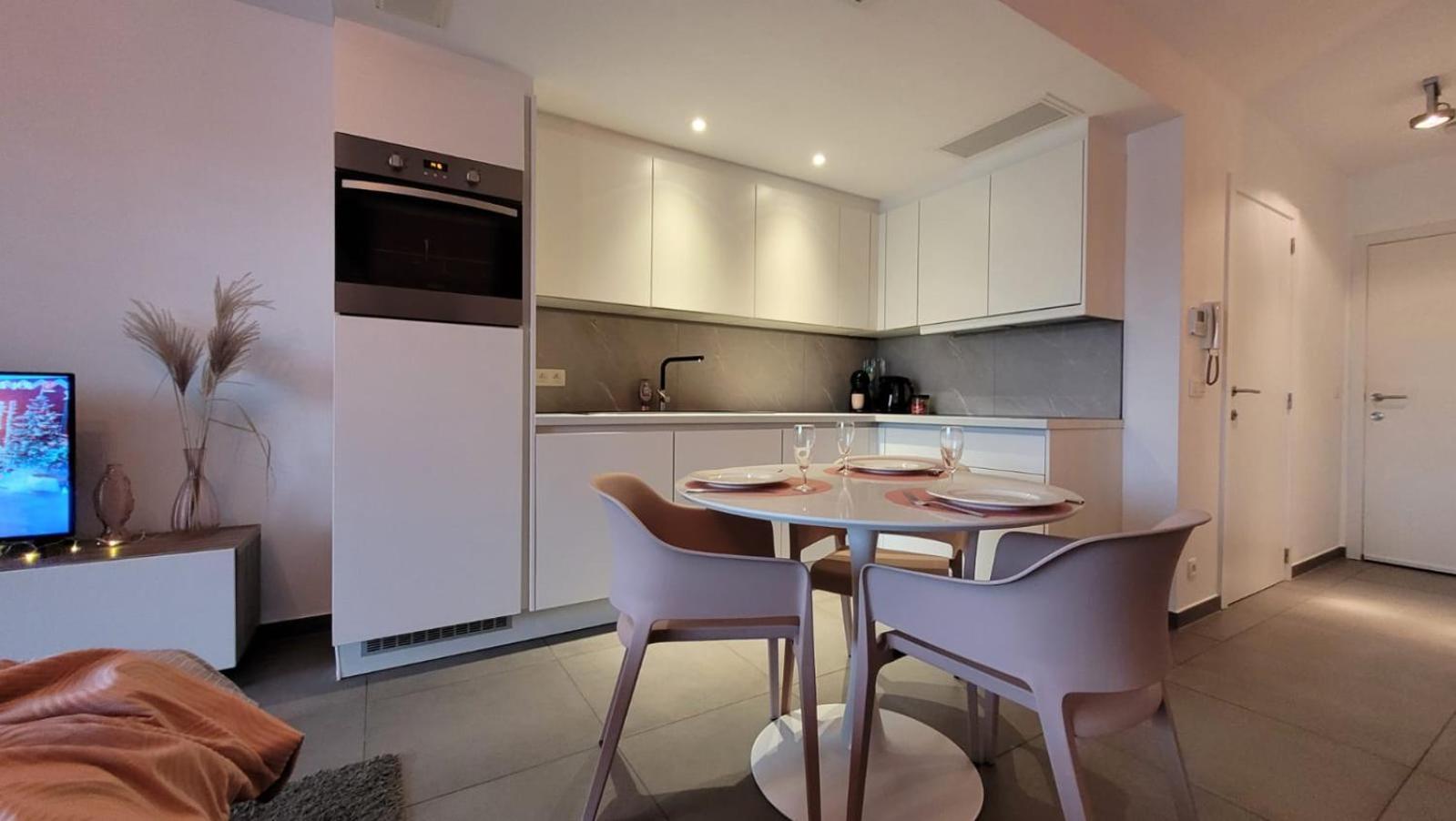 Studio Oost-Ende ออสเทนด์ ภายนอก รูปภาพ
